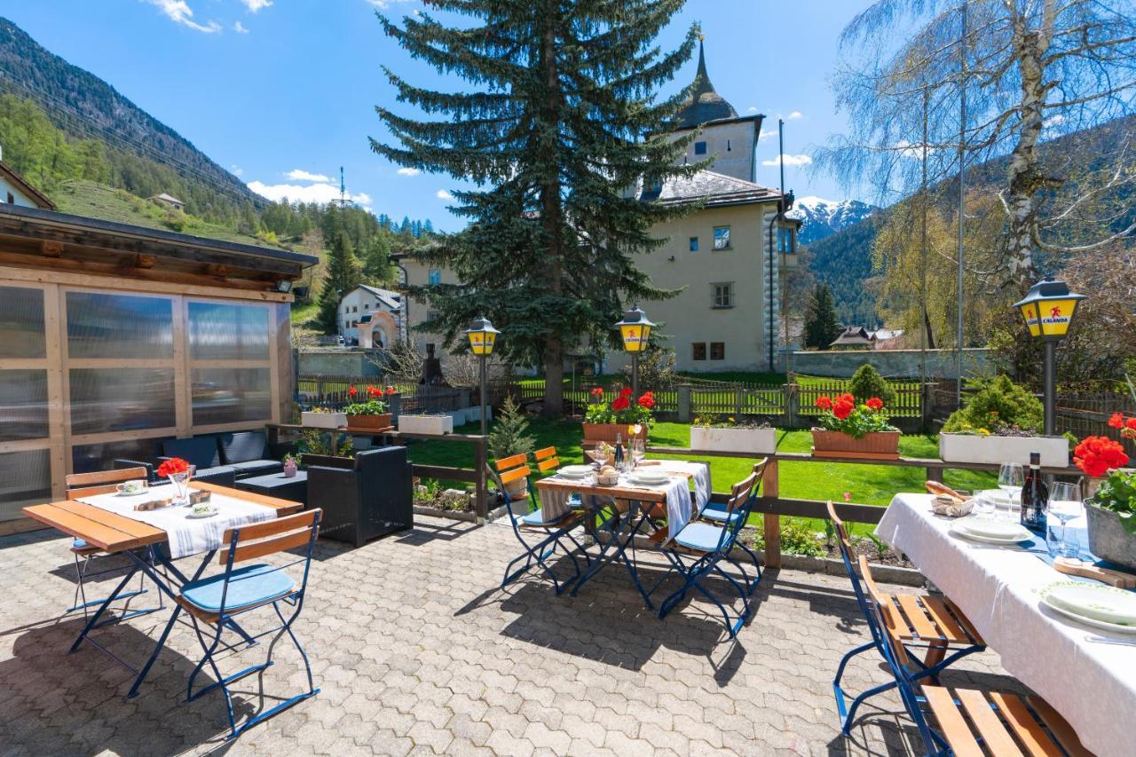 Hotel Alpina زيرنيز المظهر الخارجي الصورة
