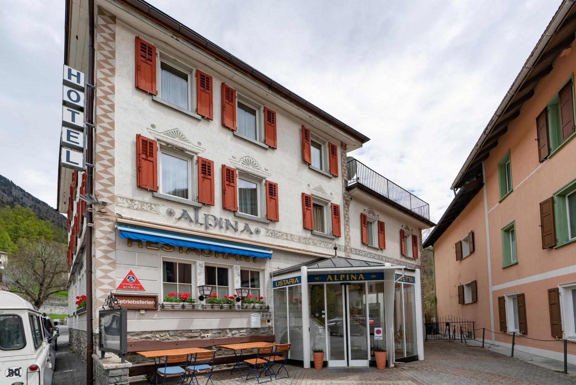 Hotel Alpina زيرنيز المظهر الخارجي الصورة
